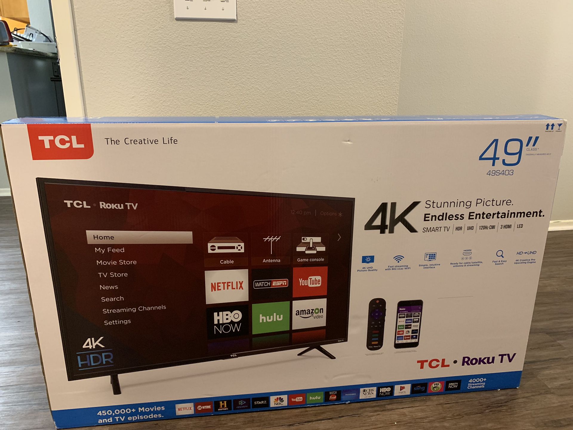 TCL ROKU TV 49” 4K Stunning picture