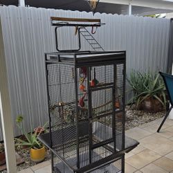 Jaula Negra De Hierro Fuerte Con Doble Bandeja Para Aves En Exelentes 