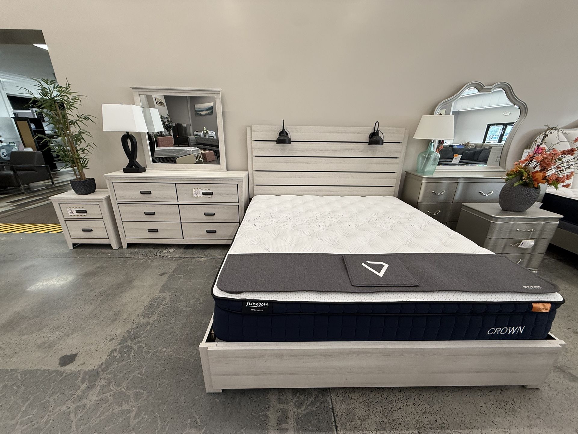 4 PC KING BEDROOM SET