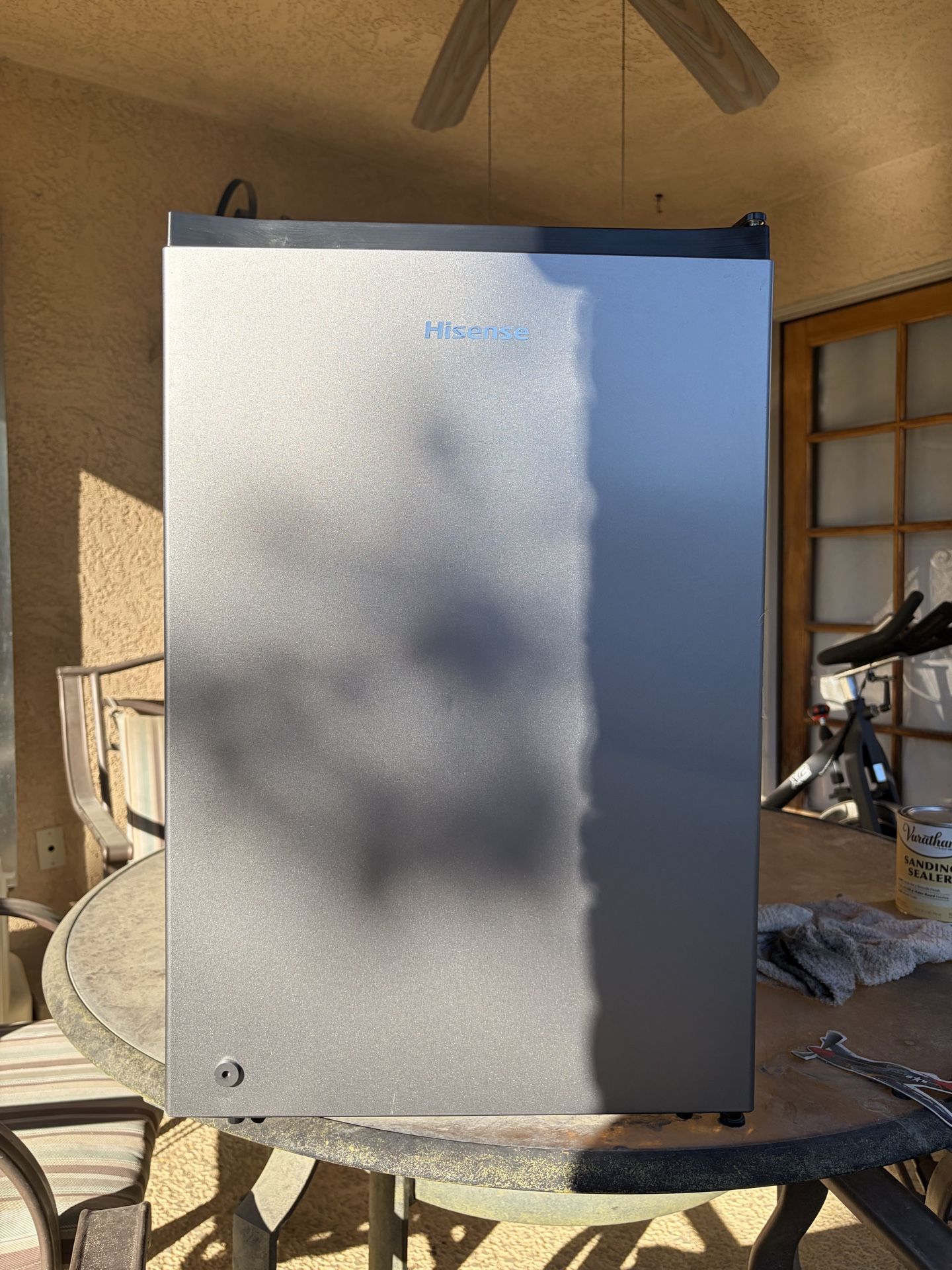 Hisense mini fridge