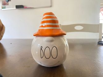 Rae Dunn  scented candle