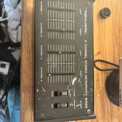 Realistic Microphones Mixer 