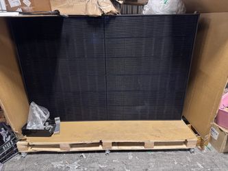 Aptos Solar panels