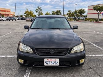 2002 Lexus IS300