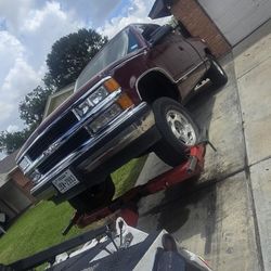 Roadside Assistance - Cars and Trucks.
