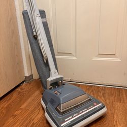 Vintage Hoover Decade 800 Vacuum