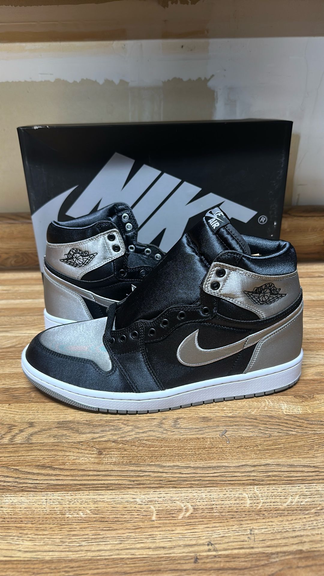 Nike Jordan 1 Satin Black And Silver Men’s 10