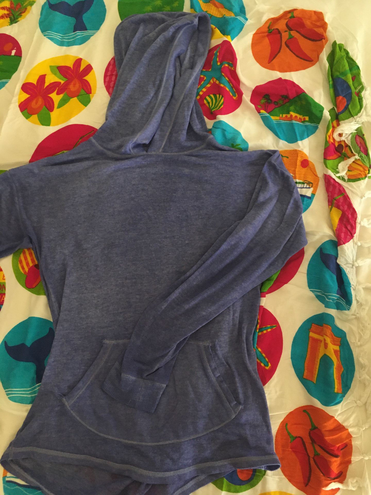 Ladies acrylic pullover- size small