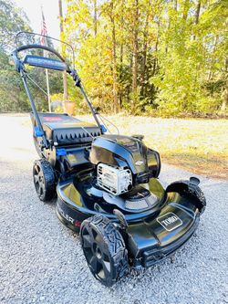 Toro 21485 22 in. 163 cc Gas Self-Propelled Lawn Mower 