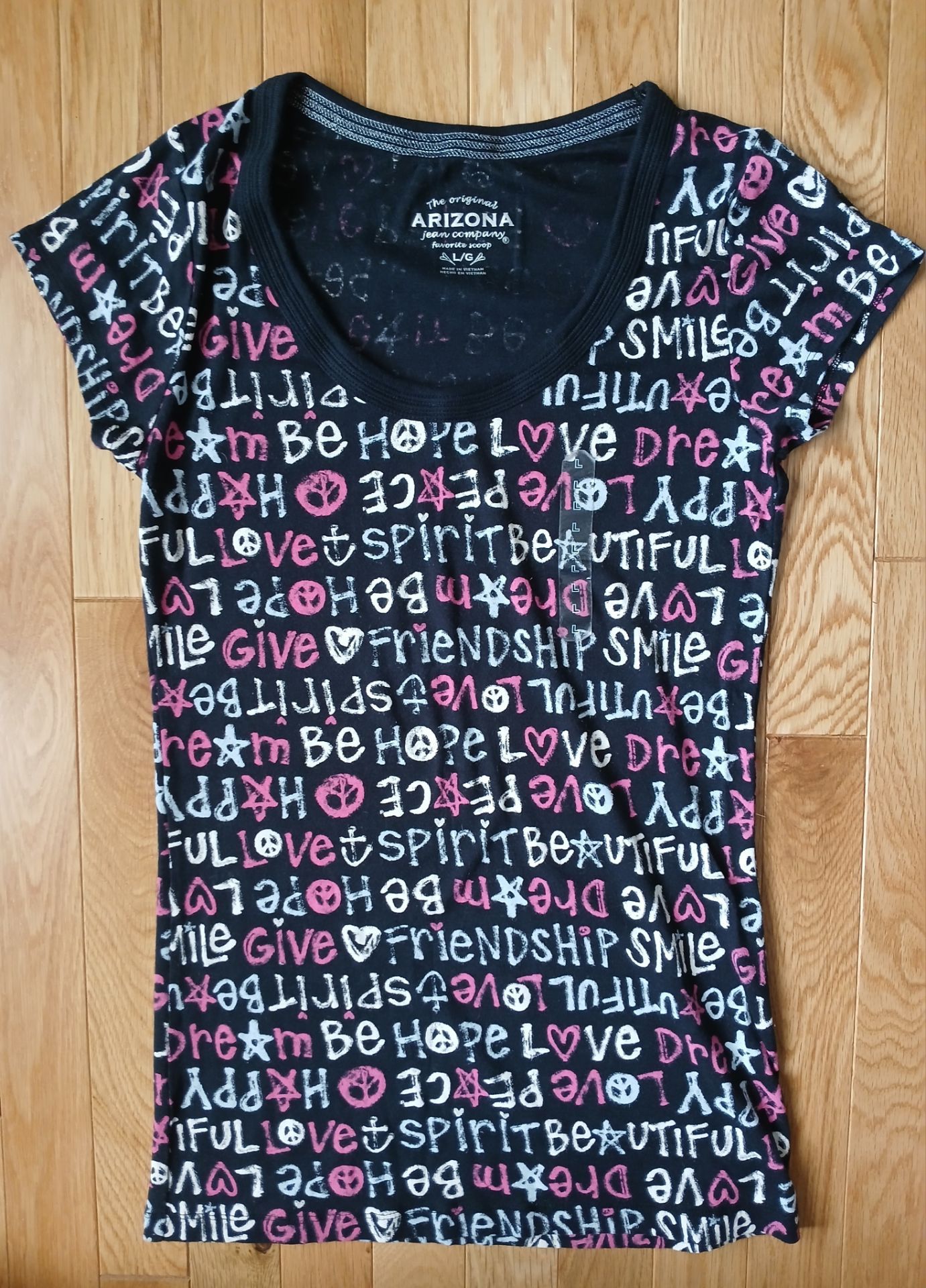 NEW. Arizona Teen L T-Shirt - peace,friendship, beautiful, hope