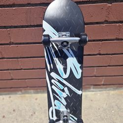 $40 (Cash Only) Size 7.5 Blind Skateboard Complete Price is FIRM.

