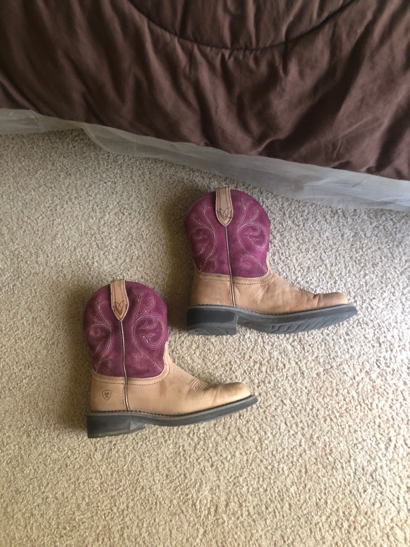 Ariat boots for ladies