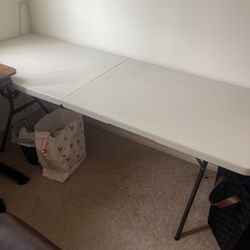 Folding Table 