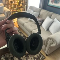 Bose Headphones And Nintendo Switch Lite Bundle