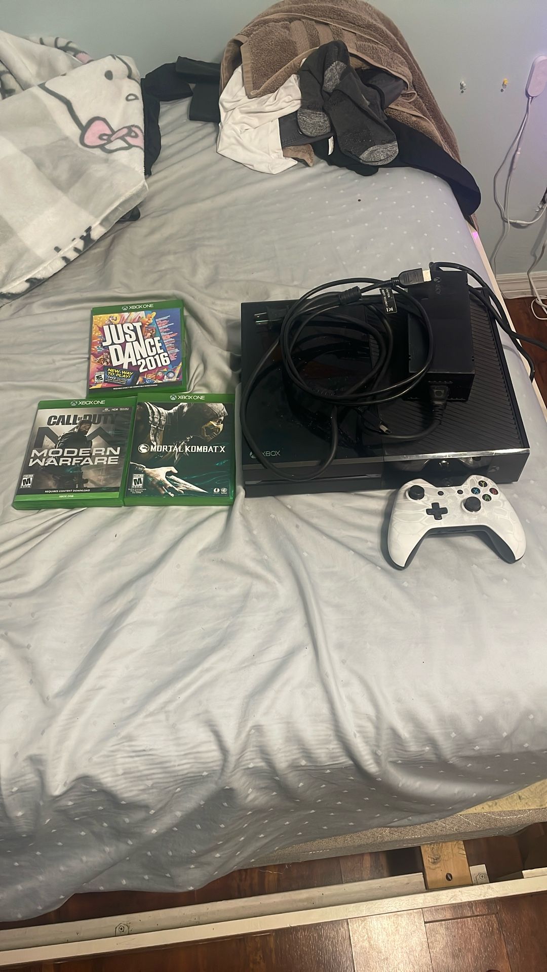 Original Xbox One Bundle (desc)