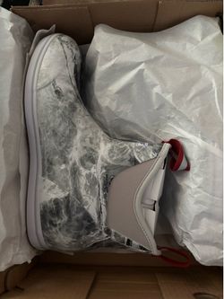 Xtratuf men’s ankle deck boot. Size M11. Brand new in box!
