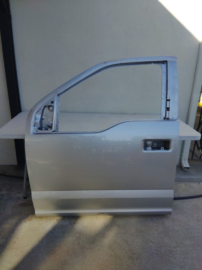 2015 2016 2017 2018 2019 2020 FORD F150 FRONT LEFT DOOR