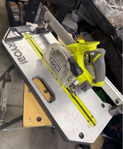 Ryobi ONE+ 18V Cordless 5-1/2 in. Flooring Saw (Tool Only)