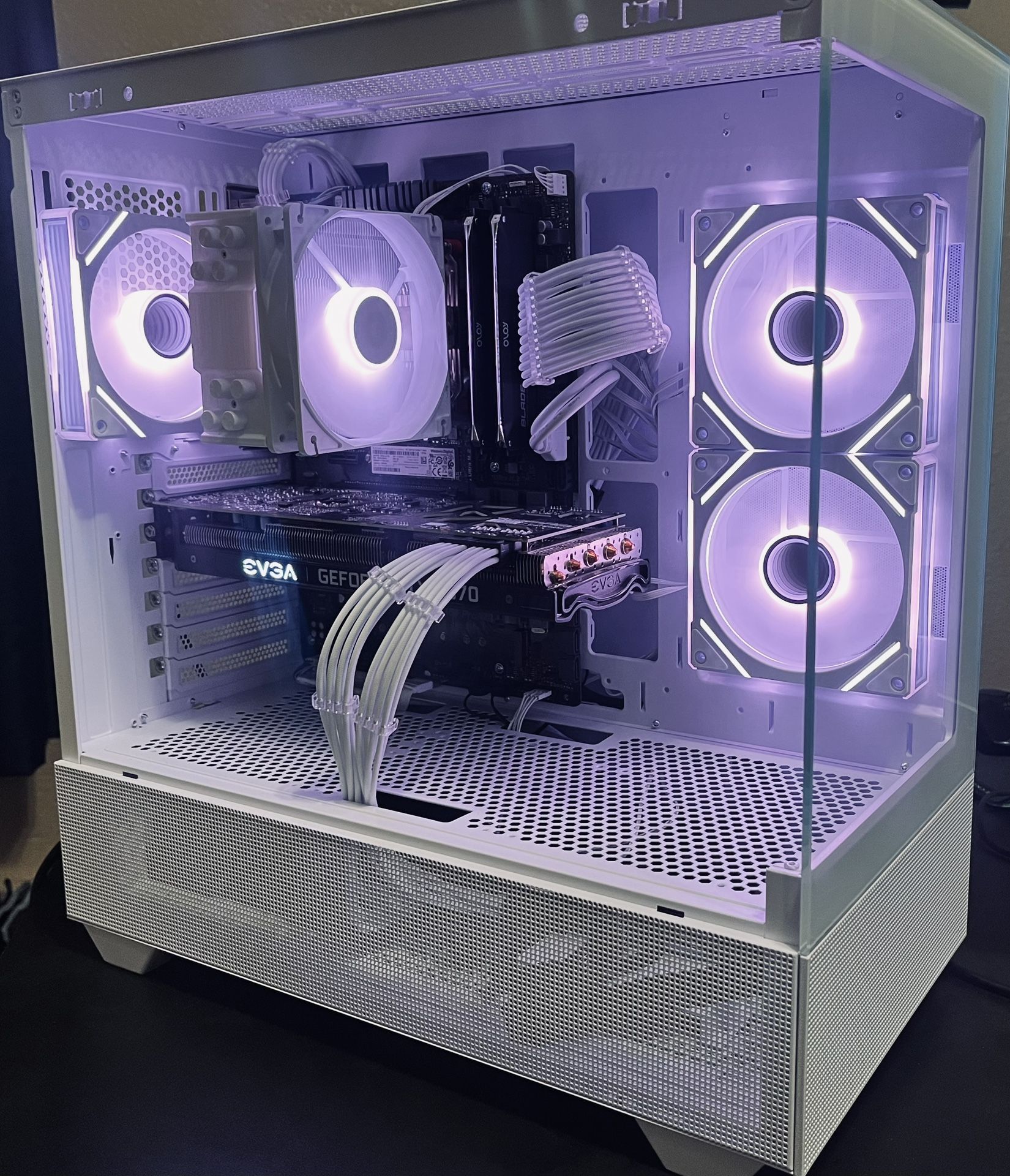 Pro Gaming PC |RTX 3070 // Ryzen 5700X // 32GB DDR4|