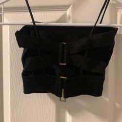 Back Buckle Black Crop Stop 