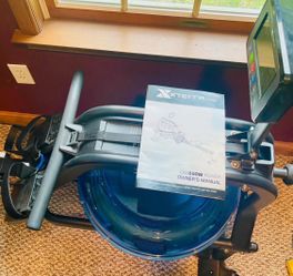 **LIKE NEW** Xterra Fitness Water Rower ERG600W