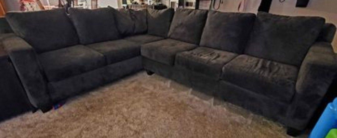 Couch L Sectional