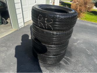 Michelin Latitude Tour HP - Set of 4 (<1,500 Miles)