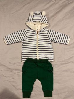 H&M Baby Hoodie 3-6M (plus free pants)