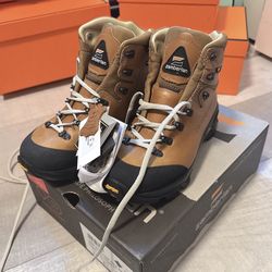 Zamberlan Women’s Tan Hiking Boots