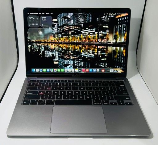 Apple MacBook AIR 2020 M1 CHIP 8GB 256GB Fully Functional