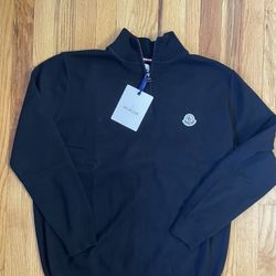 Moncler Sweater (S)