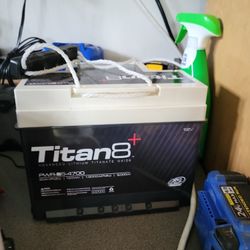 Titan 8 Lithium Battery 