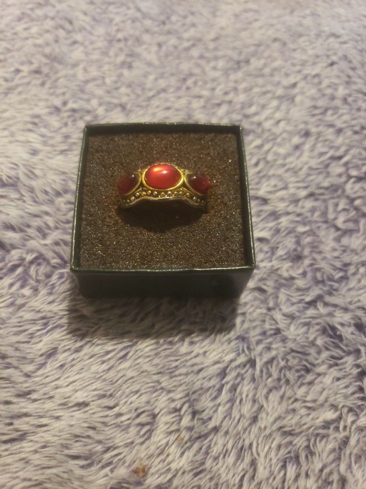 Beautiful Vintage Ring