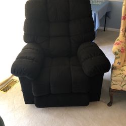 Black Lazy Boy Recliner