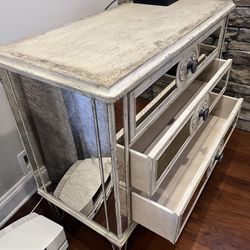Dresser , 3 Drawers ,  Wood And Mirrored Glass