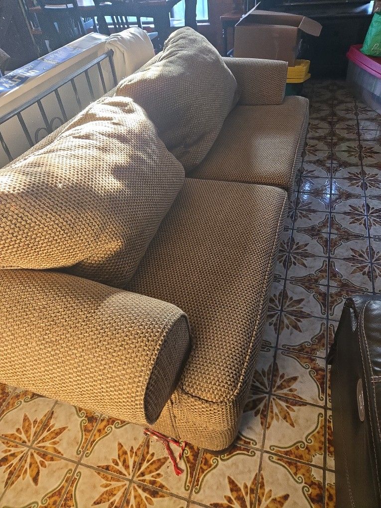 Free Couch, Tan /brown