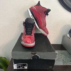 Size 11 - Jordan Dub Zero Toro Bravo