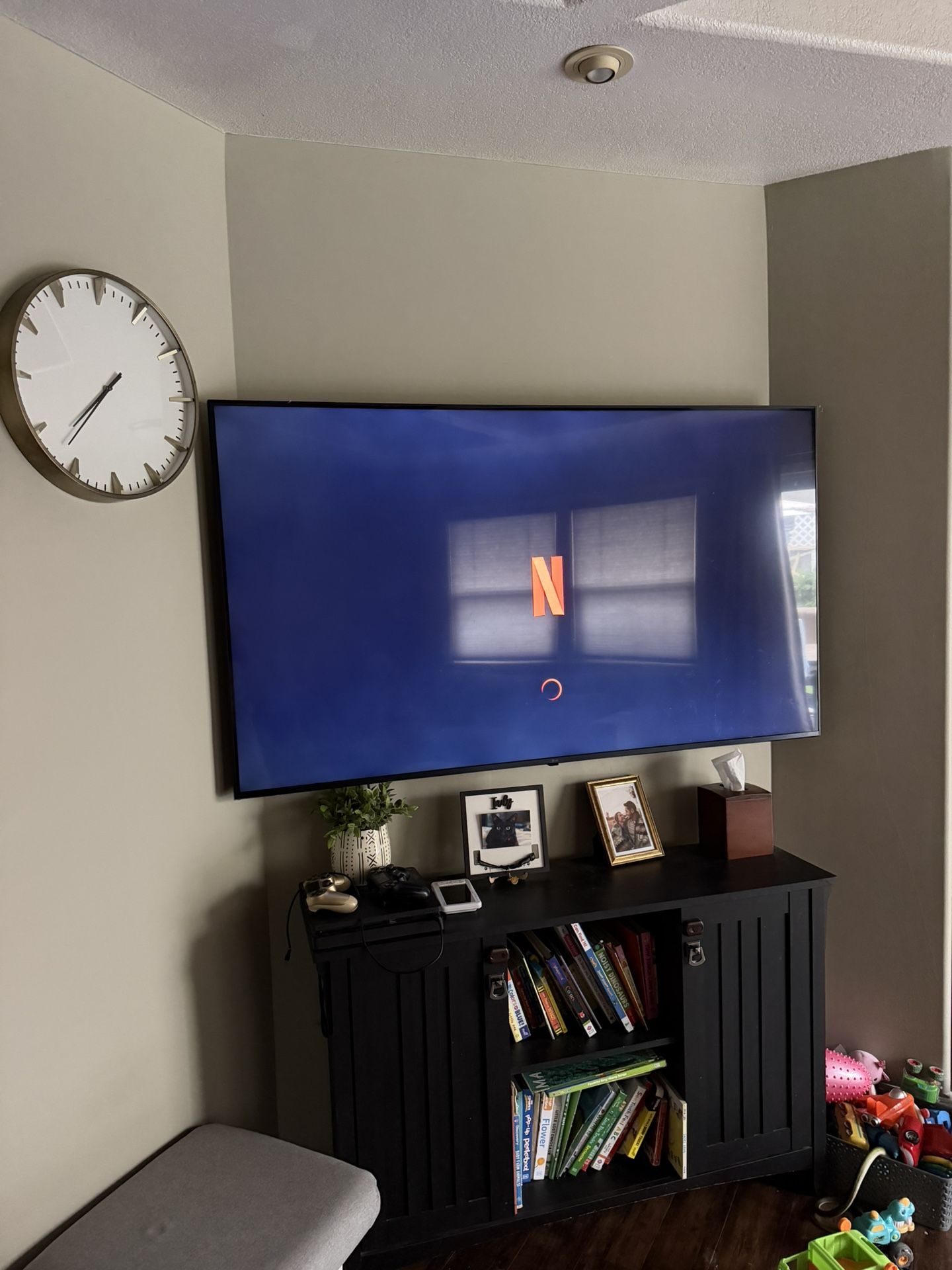 65” LG 4K Smart TV