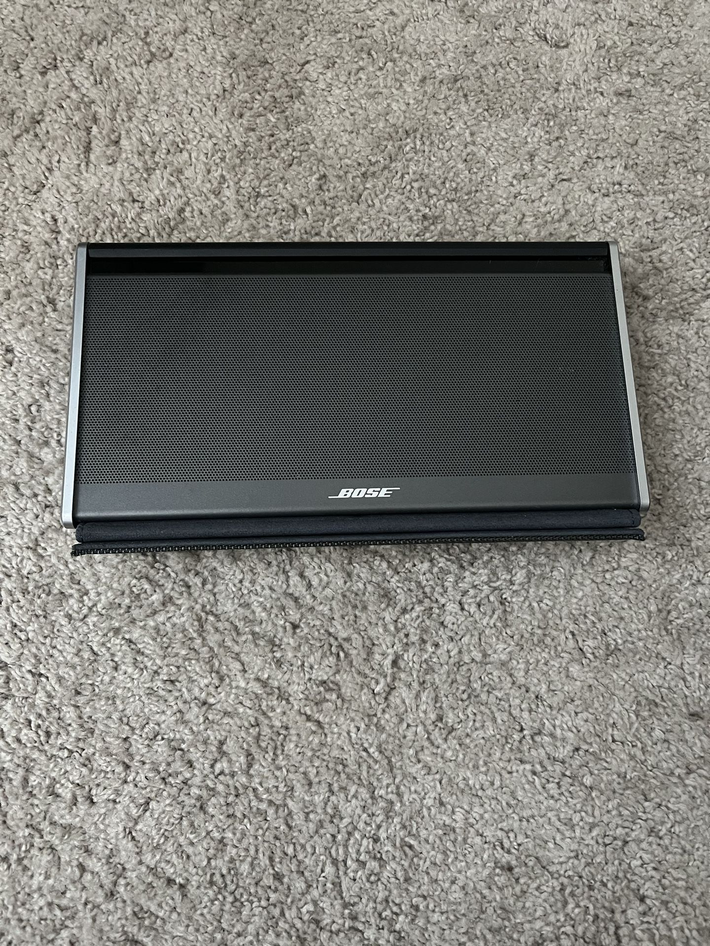Bose SoundLink Bluetooth Wireless Speaker - Leather (Old Version)
