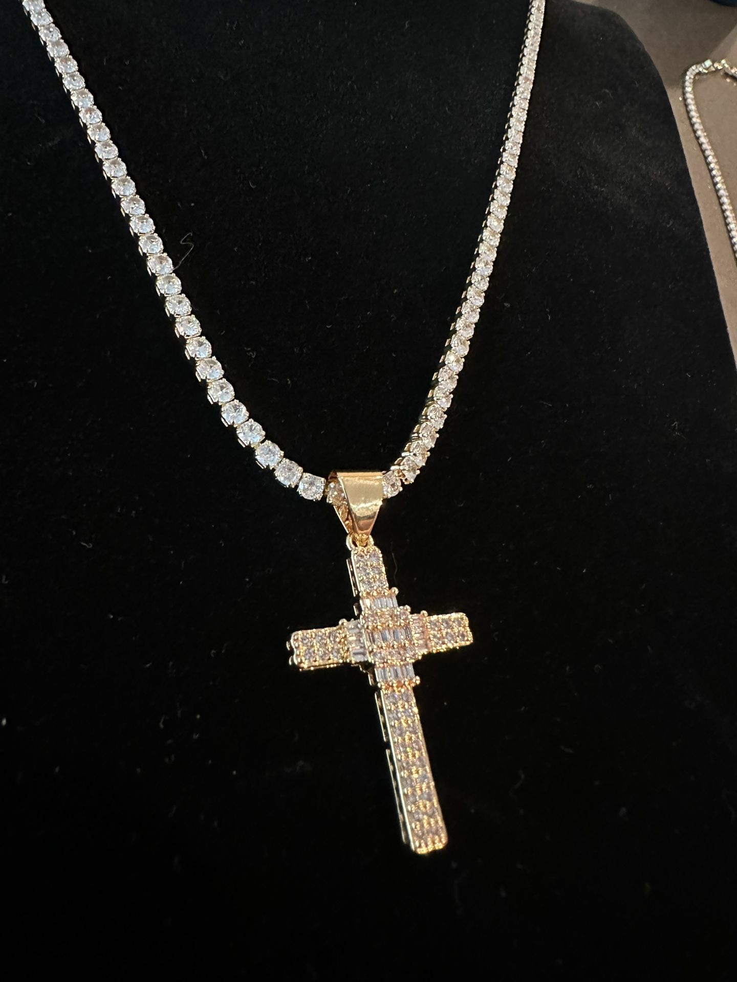 ✨ Moissanite Cross Pendant + 20” Moissanite Tennis Chain ✨