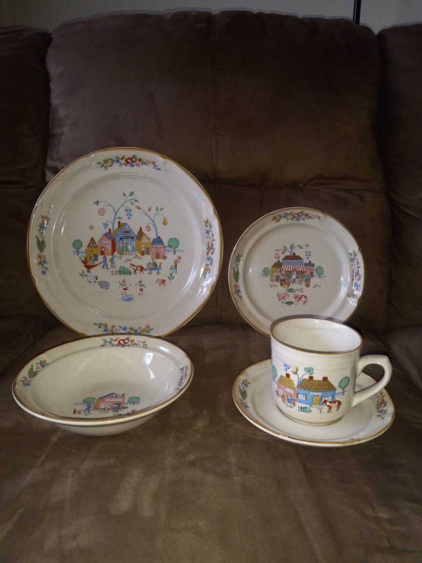 Stoneware-China ; Dinner Sets