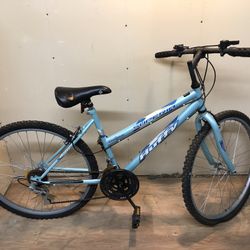 Huffy Superia Ladies Bicycle for Sale in San Bernardino CA OfferUp