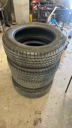 235/60/18 set used tires kumho