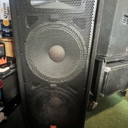 Speaker JRX100. JBL