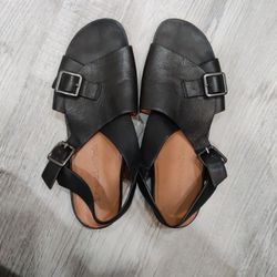 Dordogne sandal by L'Amour Des Pieds