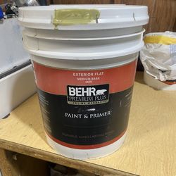 BEHR Premium Plus