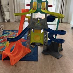 Little Tikes 3-Level Raceway Car Track w/ Multiple Slides – Great Condition