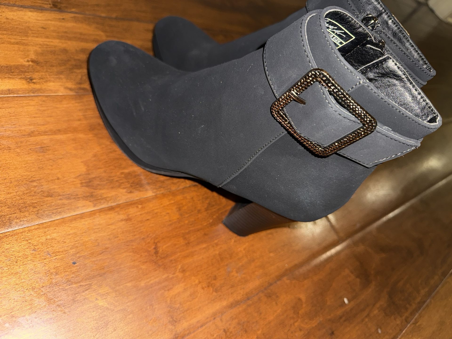 Women’s Ankle Booties