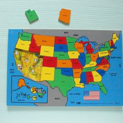 41 piece wooden Puzzle Map of the USA No. 29117 by CONNOR - INCOMPLETE