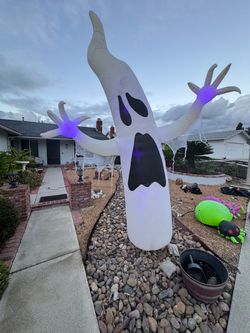 12 foot ghost air inflatable